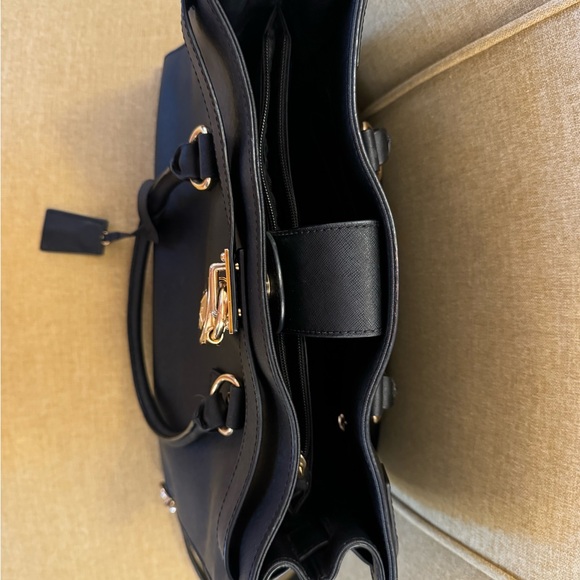 Michael Kors Hamilton Satchel - Picture 10 of 11